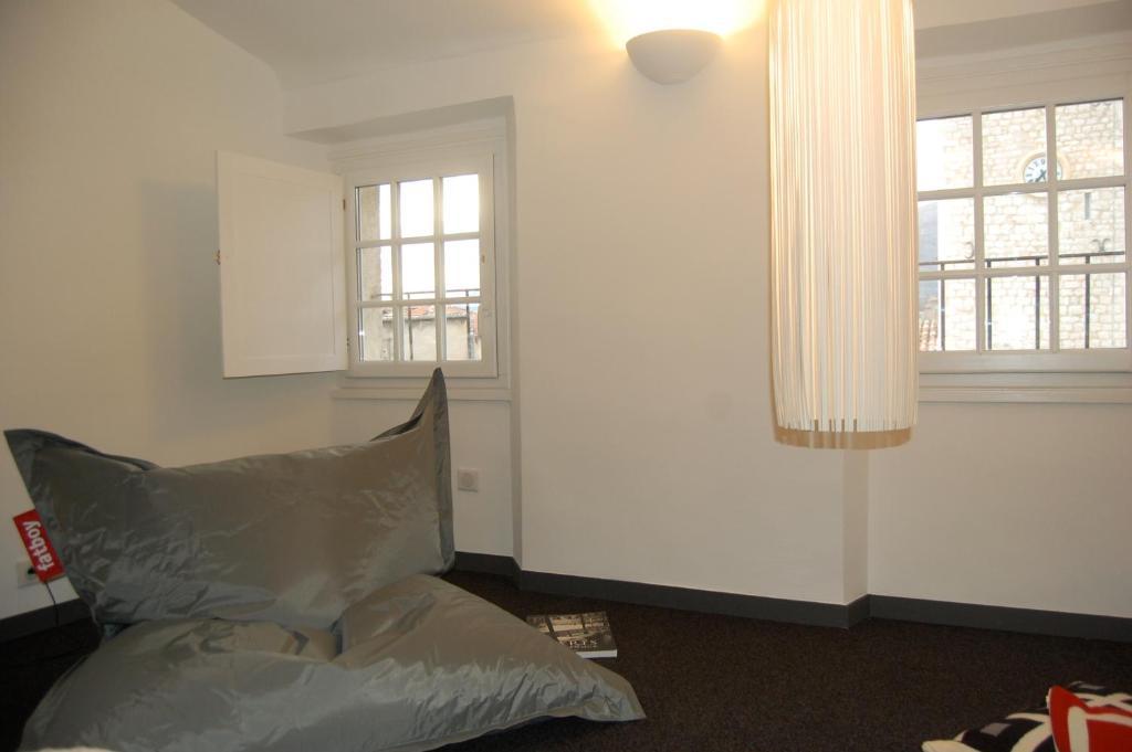 Hotel Le 2 Vence Pokoj fotografie
